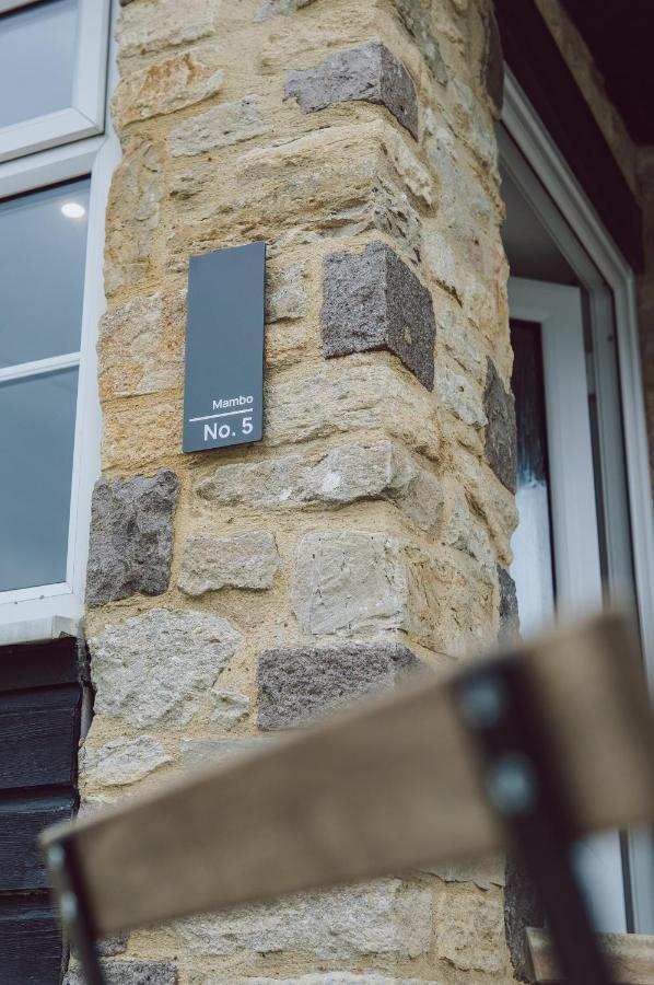 Families, Contractors And Businesses - Cottage Home - Next To Oxford, Bicester And Blenheim Bletchingdon Extérieur photo